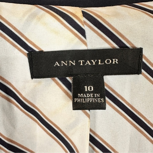 Ann Taylor navy blue Blazer jacket Silver Accents size 10 tailored office - Picture 7 of 9